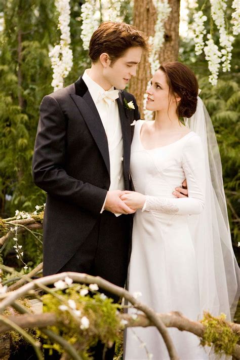May 16, 2013 ... A Twilight Wedding ... The wedding of Bella and Edward marked a turning point for their movie relationship. The scene was presented brilliantly.